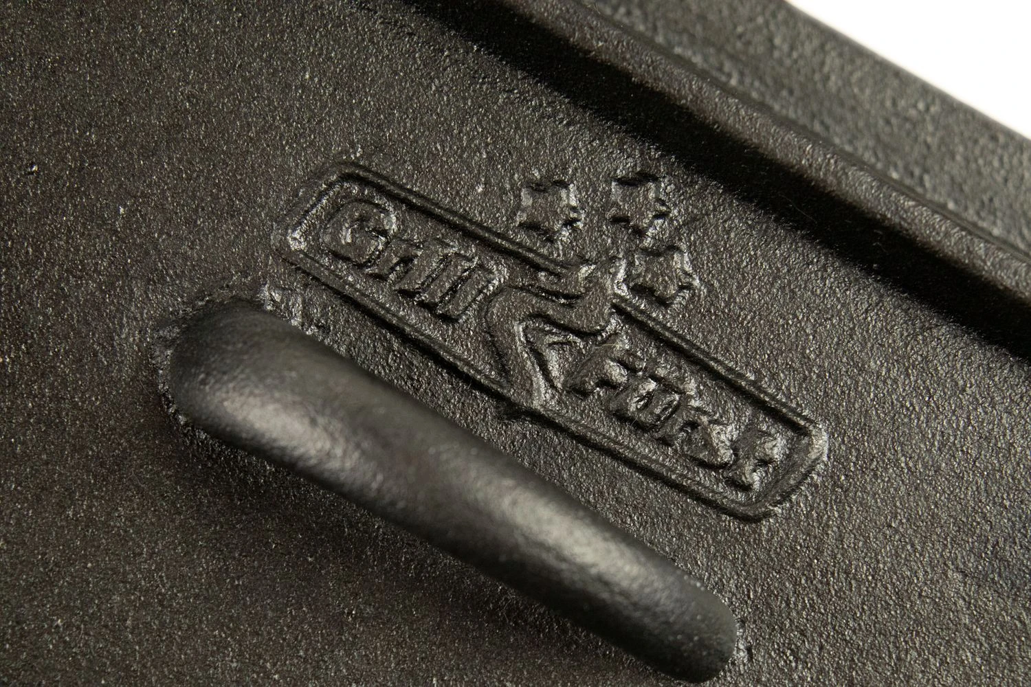 Grillfürst Dutch Oven Set BBQ Kastenform BK4 Aus Gusseisen - X-DEAL Inkl. Tragetasche / Aufbewahrungstasche, Gusseisen Pflege Und Deckelheber 16 Grillfürst Dutch Oven Set BBQ Kastenform BK4 Aus Gusseisen - X-DEAL Inkl. Tragetasche / Aufbewahrungstasche, Gusseisen Pflege Und Deckelheber – Bild 14