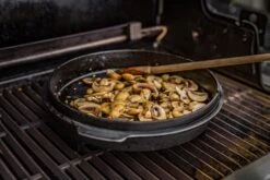 Grillfürst Dutch Oven BBQ Edition DO9 - Borussia Dortmund Edition -GrillProfi Werkstatt BVB Dutch Oven Deckel als Pfanne nutzbar
