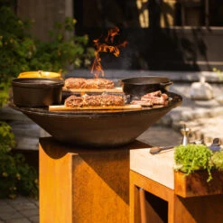 OFYR Grill Feuerplatte Classic Corten 85 -GrillProfi Werkstatt OFYR Feuerplatte Corten 85 Anwendung