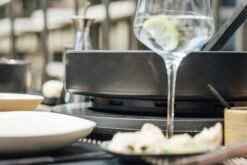 OFYR Tischgrill Tabl'O Mit Gusseisen Grillplatte -GrillProfi Werkstatt Ofyr Tischgrill Feuerplatte