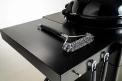 Outdoorchef Triangel Grillbürste Mit Nylonborsten, 41,5 Cm 9 Outdoorchef Triangel Grillbürste Mit Nylonborsten, 41,5 Cm -GrillProfi Werkstatt Outdoorchef Triangel Grillbuerste Nylonborsten Mood