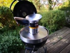 Grillfürst Feuerplatte Aus Edelstahl Für 57cm Kugelgrills - Durchmesser 54,5 Cm -GrillProfi Werkstatt Planschaplatte mit Azk