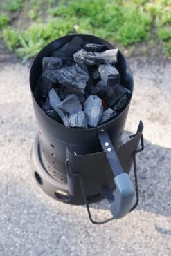 Outdoorchef Anzündkamin -GrillProfi Werkstatt outdoorchef anzuendkamin glut