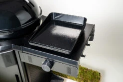 Outdoorchef Gas Kugelgrill Davos 570 G Pro Mit Blazing Zone (Infrarotbrenner) & 11kg Gasflaschen Kit -GrillProfi Werkstatt outdoorchef davos 570 g pro blazing zone grillplatte 18 128 14 1688728924