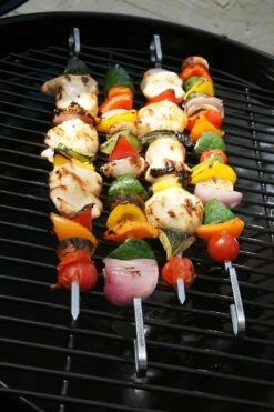 Outdoorchef Edelstahl Grillspieße 40 Cm - 4er Set 5 Outdoorchef Edelstahl Grillspieße 40 Cm - 4er Set -GrillProfi Werkstatt outdoorchef grillspiessset 18 212 08